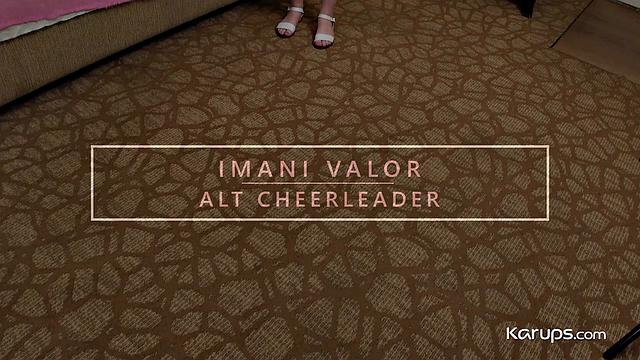 Alt Cheerleader Valor