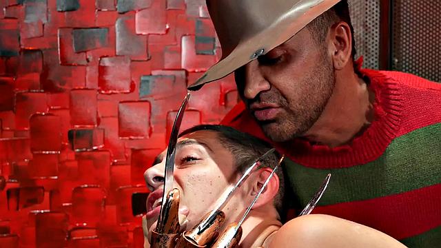 Mesmerized twink deepthroats cosplay DILF