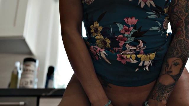 Curvy ts riding and sucking boyfriend before facial cumshot