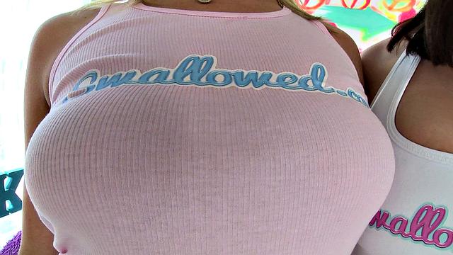 Willow Aris Wet Blowjob