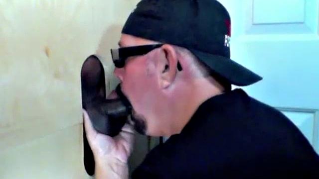 A Chocolate Visits Gloryhole and Cums