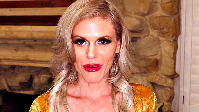 Каска Акашова сама себе любовница - бывшим и не снилось