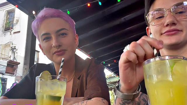 Tattooed amateur queef fingers GFs pussy at home