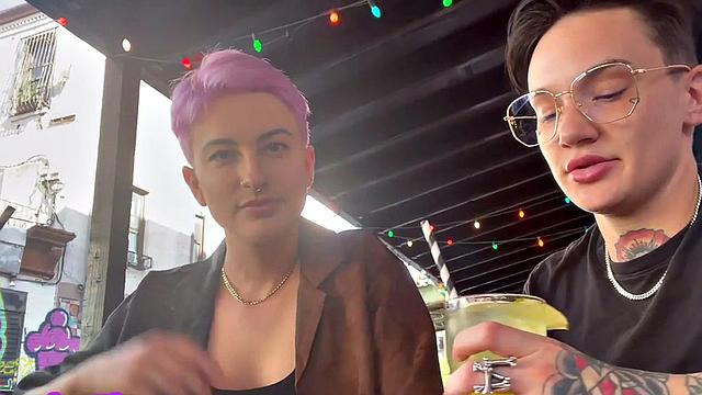 Tattooed amateur queef fingers GFs pussy at home