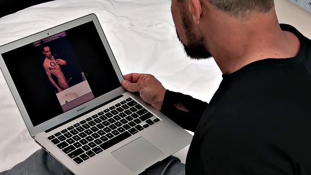 My Dad's a Pervert Chapter 3: Bedroom Fuck