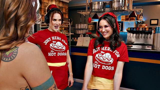 ADULT TIME - Electra Rayne SOAKED IN CUM During 3-Way With GIRLS Casey Calvert & Siri Dahl