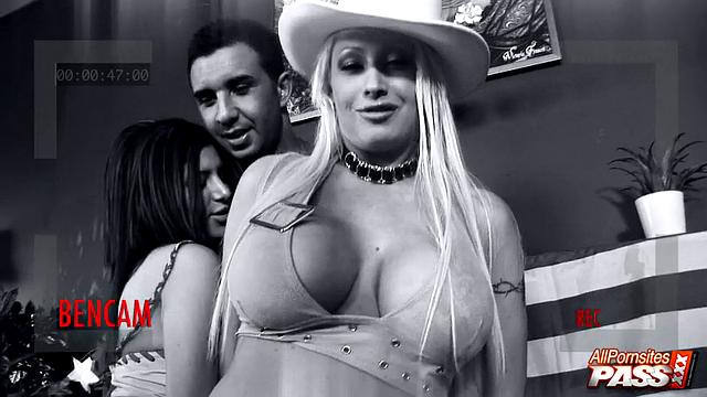 Candy Mason puts on show