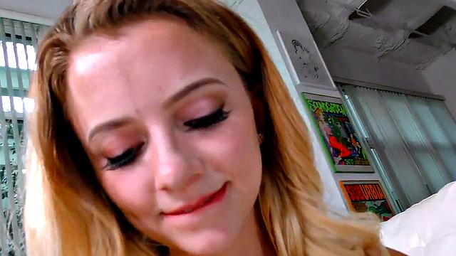 HJ 21yo amateur GF wanks oiled dick while talking dirty