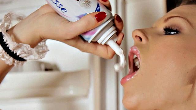 Foxy maid drilled by BBC in POV in asshole