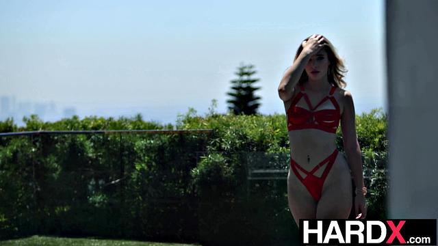 Hottie Anal Fucked Upside Down By Huge Cock - HardX