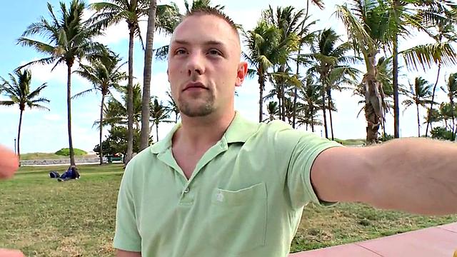 Str8 stud loves anal in tight ass in missionary