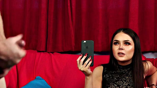 CFNM voyeur 21yo Brit records him wanking and cuming