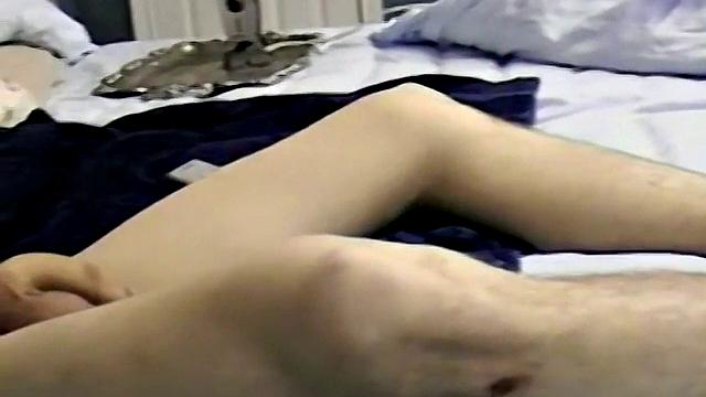 Гейдж Винчестер зарабатывает зелёные деньги дрочкой