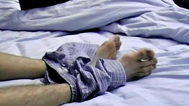 Гейдж Винчестер зарабатывает зелёные деньги дрочкой