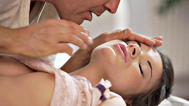 OLD4K. Hungarian flapper Anita Bellini greedily penetrated bu man