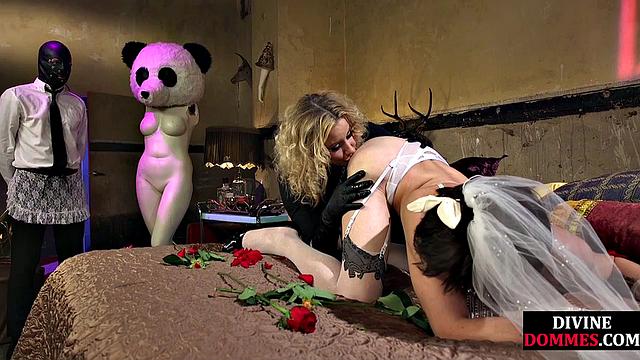 Blonde domina fingerings loser