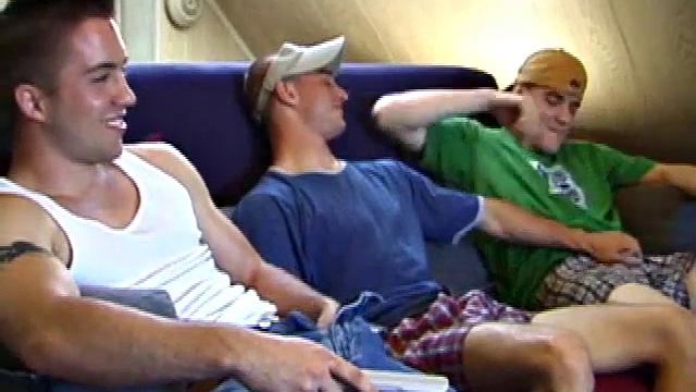 Timmy and Kenny are both gay and Johnny is a curious straight boy. He wants to know how guys do it, so Timmy swallows Kenny's thick cock.