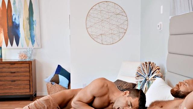 Analdrilling jock fucks BFs asshole till cumshot