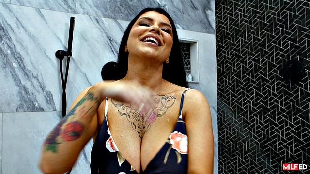 MILF Scrubs For Hot Loads