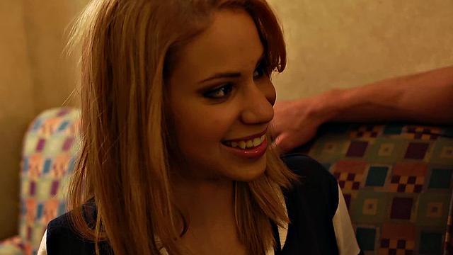 Mae Olsen Gets money from her sugar daddy