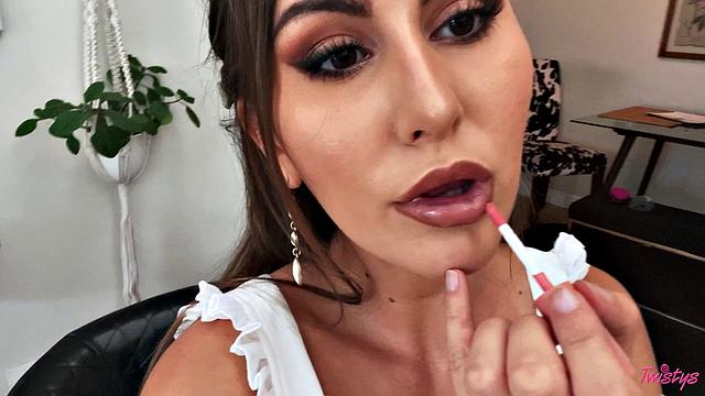 Lipsticked and horny
