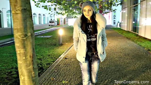 TeenDreams - Shrima Malati - Black Dildo