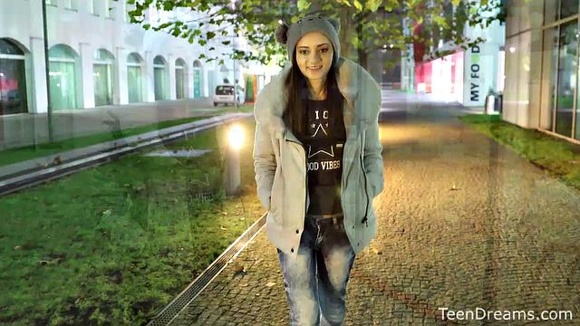 TeenDreams - Shrima Malati - Black Dildo