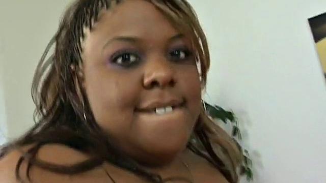 Fat Ebony Minxxx Swallows Cock