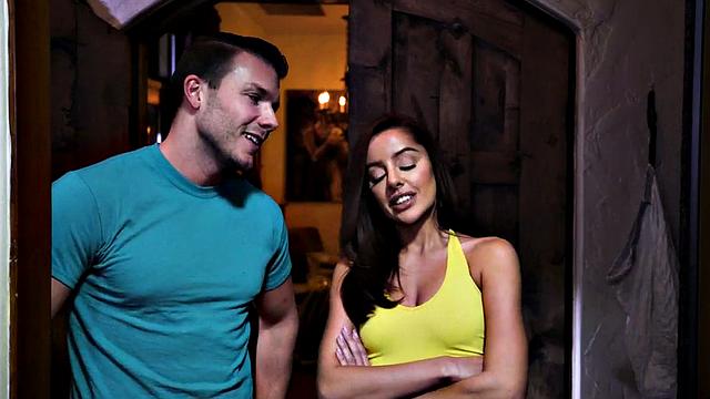 Greedy couple fuck stuck slut in FFM 3some before BJ