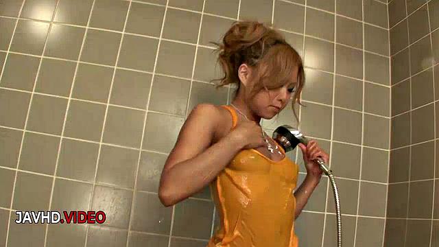 Blonde Babe Yuno Shirasu Gets Off With a Pleasurable Toy Play Session