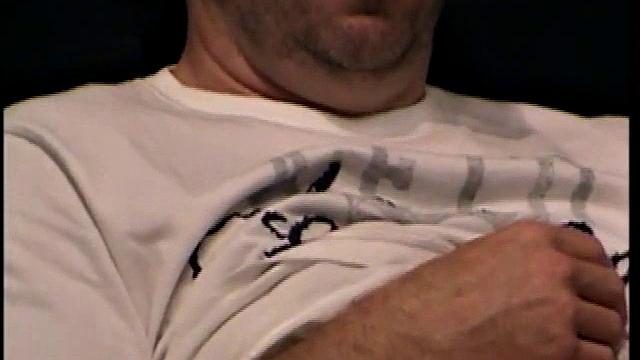 Стрейт Шон не может остановиться, дрочит до мощного оргазма