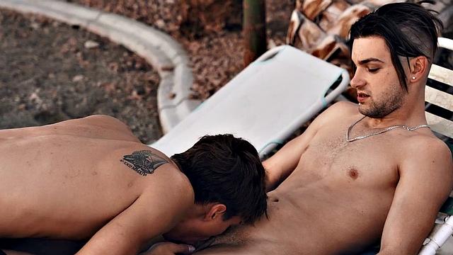 Deepthroatimg twink banged outdoors till cumshot