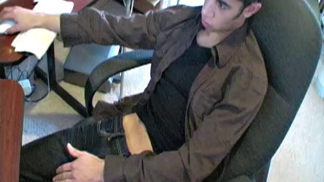 Donnie Brooks is 21 years old, stands 6'2", weighs about 160 lbs. and sports a fat 8 inch uncut cock that makes mouths water when they see it. Sexually, Donnie prefers to top.