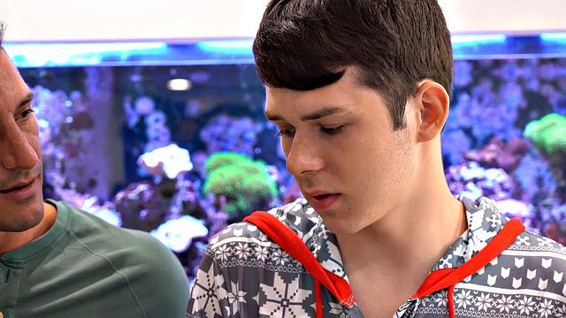 unwrapping the christmas present