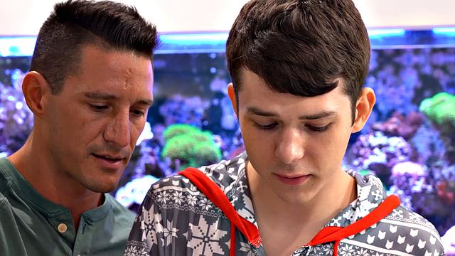 unwrapping the christmas present