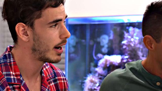 unwrapping the christmas present