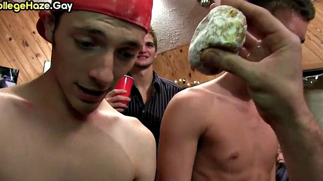 College boy banged in his asshole for fraternity