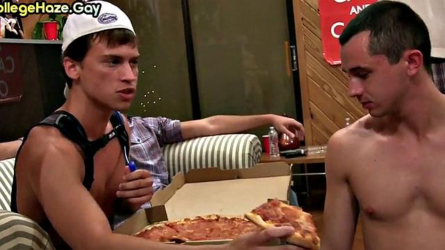 College boy banged in his asshole for fraternity