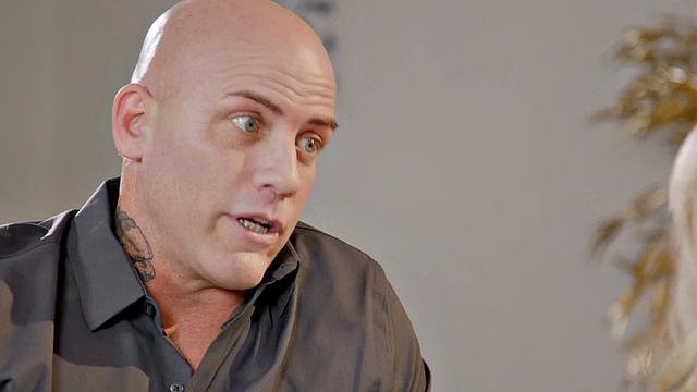 Sinning 21yo babe bouncing on cock before cumshot on her bush