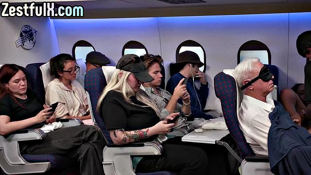 Big ass horny ebony cock bouncing