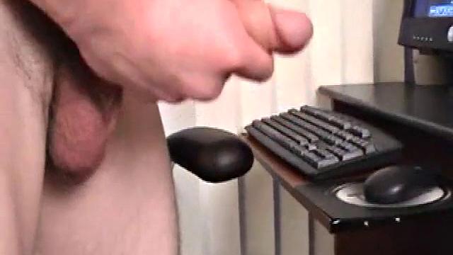 Amateur Darrell Jerks Off