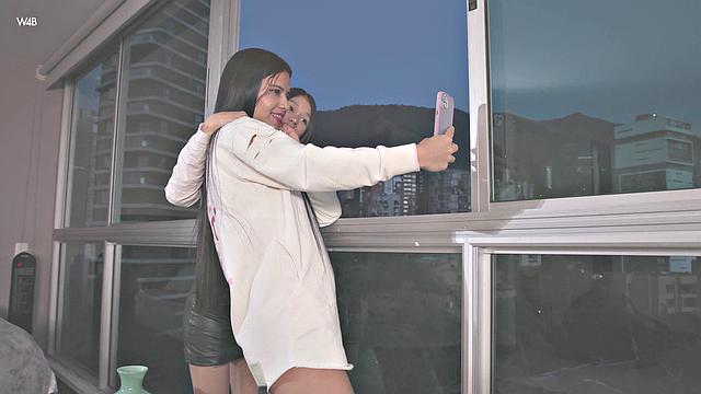 Angelly, Hada: Touch Gently