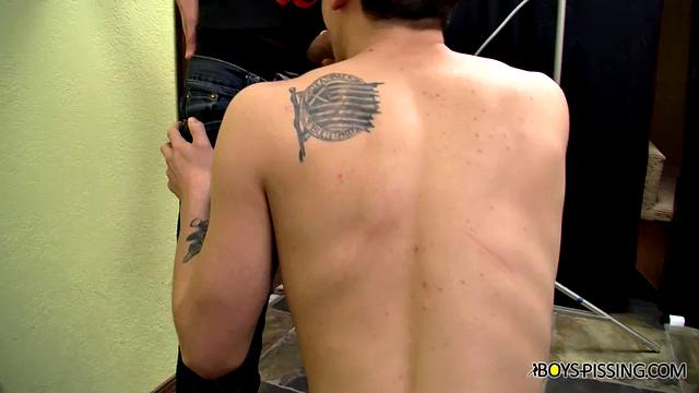 Chris Porter Watersports Gangbang - Chris Porter Group Sex