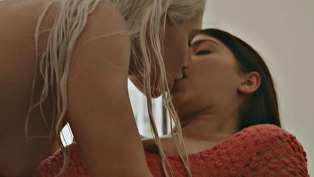 Blonde babes grind on each other's wet pussies in outdoor encounter