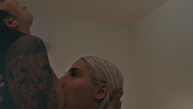 Blonde babes grind on each other's wet pussies in outdoor encounter