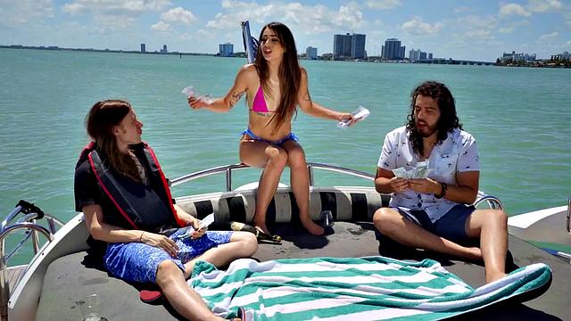 Sexy couple's deepthroating, face-fucking, and ball-licking session on the table