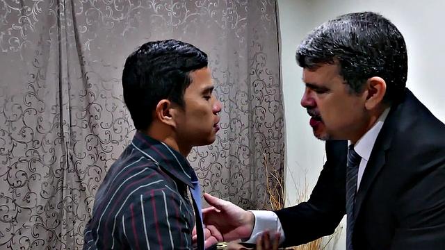 Romantic dinner with DILF and Asian twunk