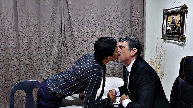 Romantic dinner with DILF and Asian twunk