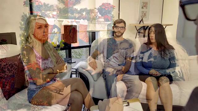 Caught With Step Sister - S10:E4