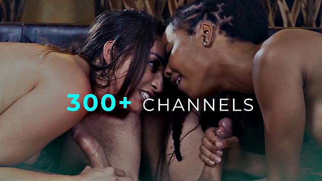 ANALTIME.XXX - Perfect Ebony Alexis Tae Wants Her Butt Plumbed By Boyfriend